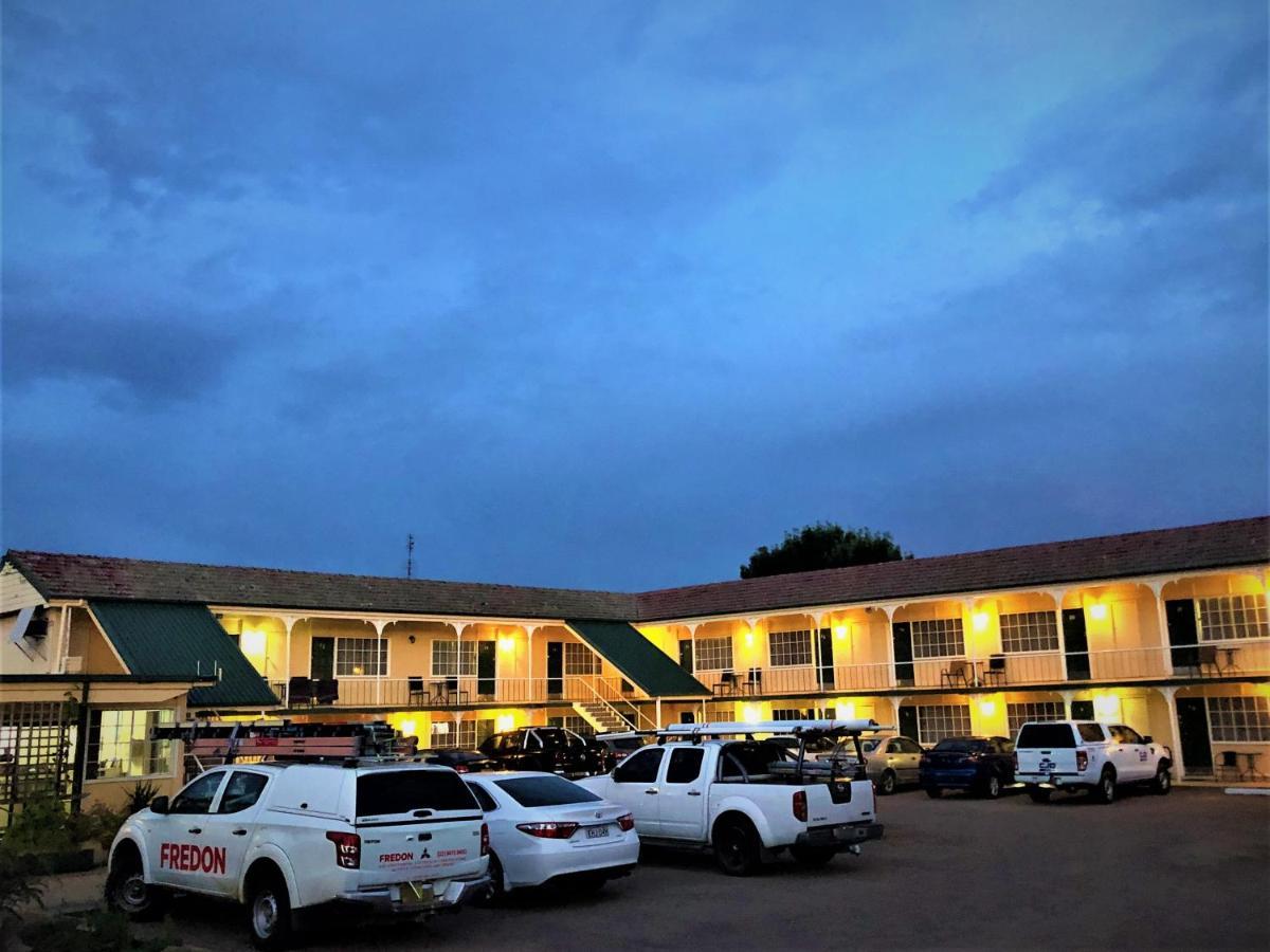Bradman Motor Inn Cootamundra Eksteriør billede