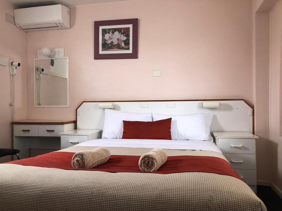 Bradman Motor Inn Cootamundra Eksteriør billede