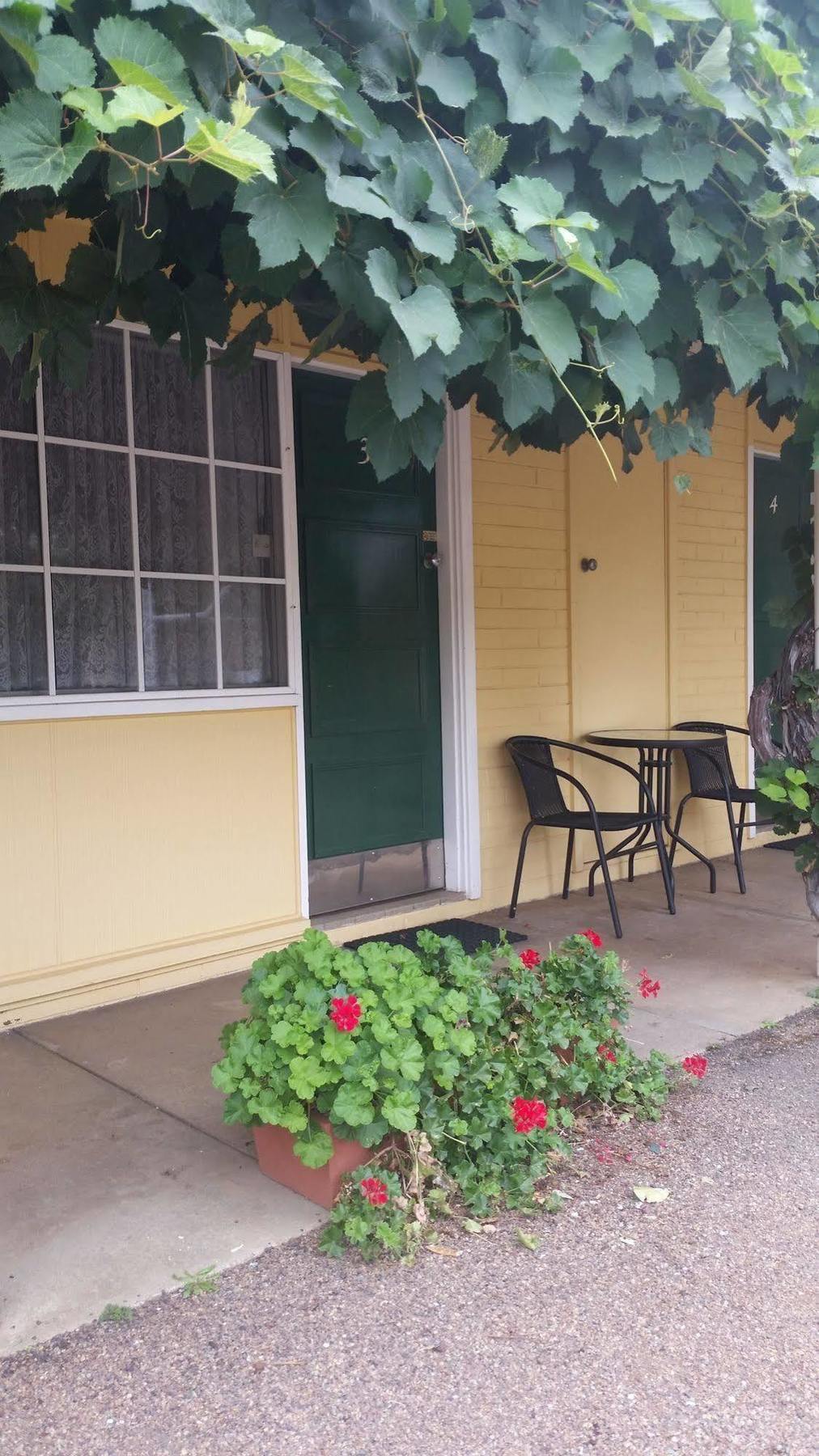 Bradman Motor Inn Cootamundra Eksteriør billede